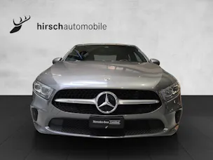 MERCEDES-BENZ A 180d Progressive V177