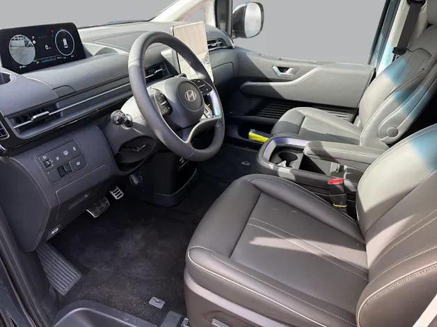 HYUNDAI Staria Premium 1.6 T-GDi HEV Vertex A