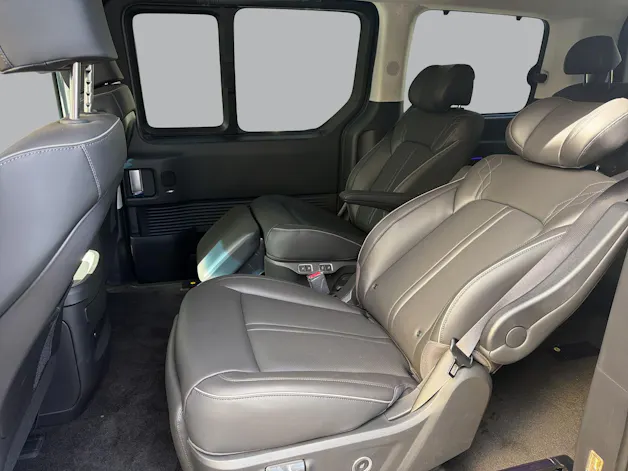 HYUNDAI Staria Premium 1.6 T-GDi HEV Vertex A