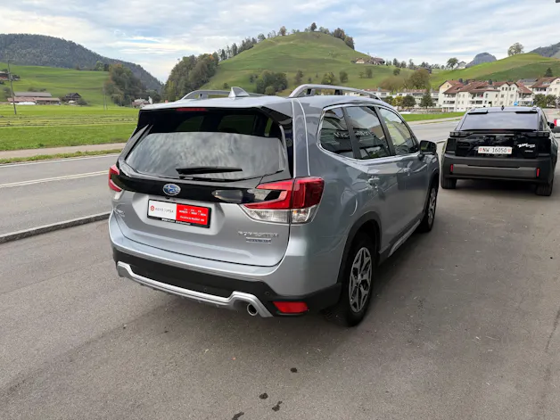 Subaru Forester 2.0i e-Boxer Swiss Plus Lineartronic