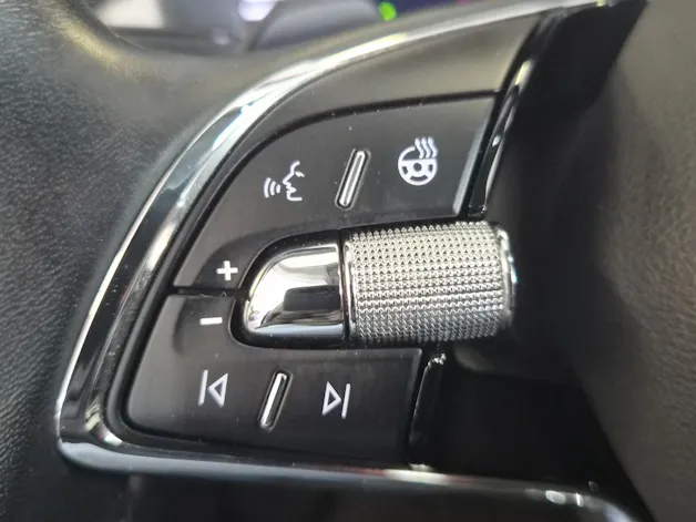 SKODA Kamiq 1.0 TSI Tour DSG