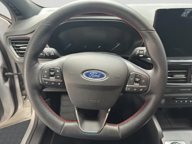 FORD Focus 1.5 TDCi EcoBlue ST-Line Automatic