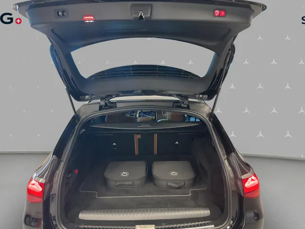 MERCEDES-BENZ E 300 de T 4Matic EQ Hybrid 9G-Tronic