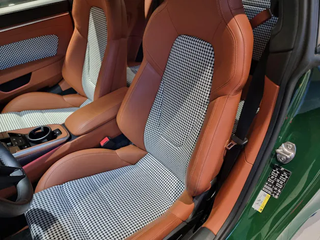 PORSCHE 911 Carrera S - Heritage Design Classic