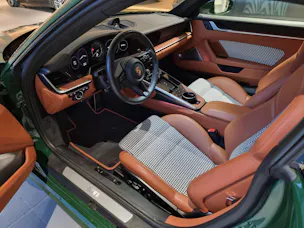 PORSCHE 911 Carrera S - Heritage Design Classic