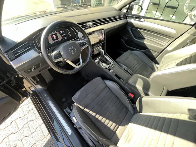 VW Passat 2.0 TDI BMT Elegance 4Motion DSG