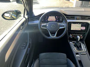VW Passat 2.0 TDI BMT Elegance 4Motion DSG