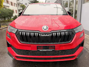 SKODA Karoq Sportline 4x4 *** PANORAMADACH & ANHÄNGERKUPPLUNG ***