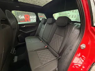 SKODA Karoq Sportline 4x4 *** PANORAMADACH & ANHÄNGERKUPPLUNG ***