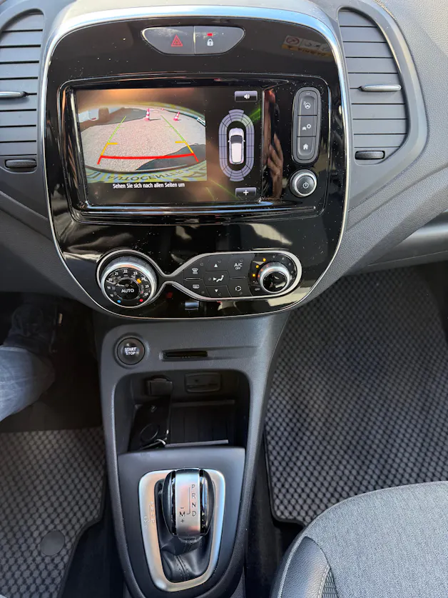 RENAULT Captur 1.2 T 16V Intens EDC
