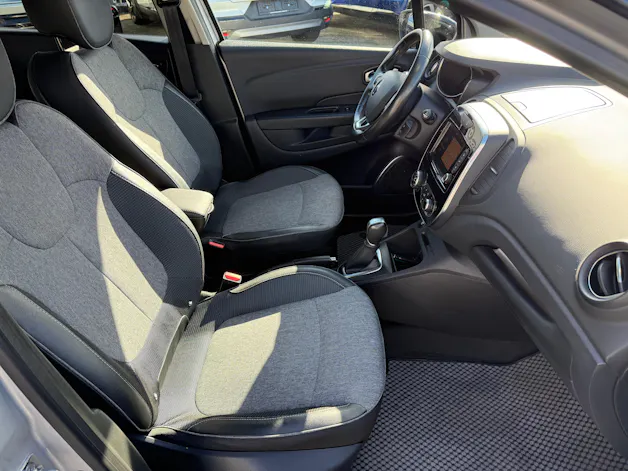 RENAULT Captur 1.2 T 16V Intens EDC