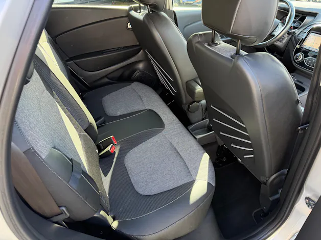 RENAULT Captur 1.2 T 16V Intens EDC