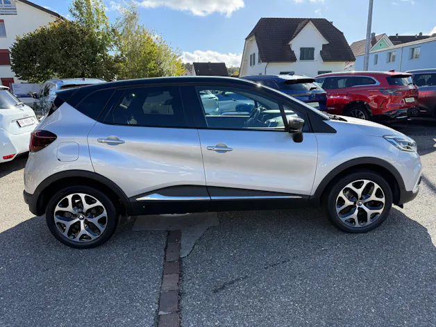 RENAULT Captur 1.2 T 16V Intens EDC