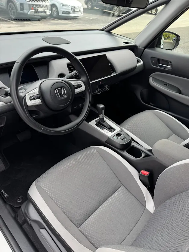 HONDA Jazz 1.5i-MMD Crosstar Executive E-CVT