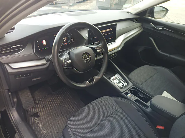 SKODA Octavia Combi 2.0 TDI DSG Ambition 4x4