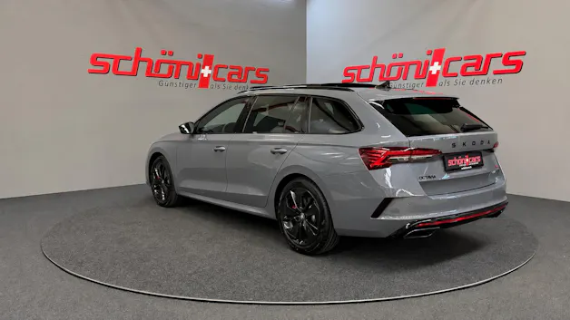 SKODA Octavia Combi 2.0 TSI DSG RS