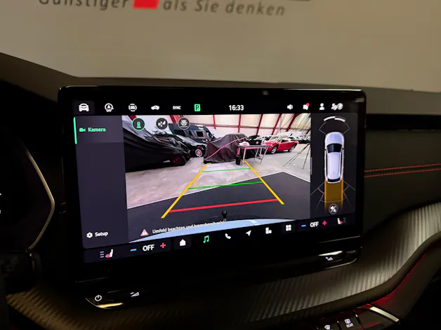 SKODA Octavia Combi 2.0 TSI DSG RS