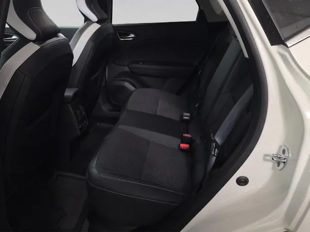 RENAULT Captur 1.3 TCe EDC Intens EDC
