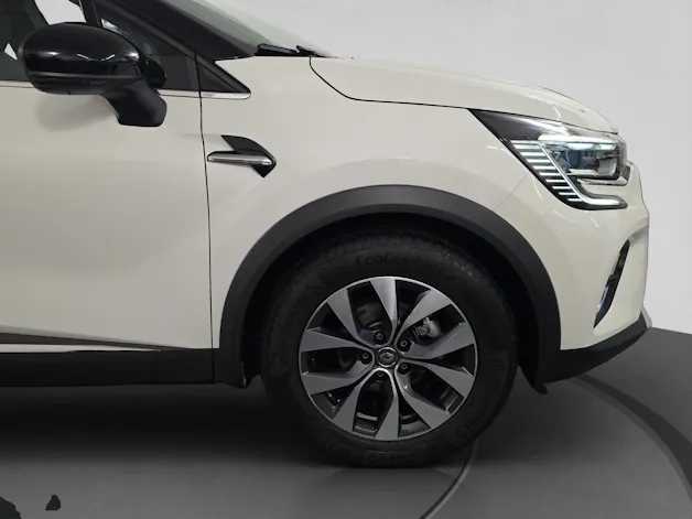 RENAULT Captur 1.3 TCe EDC Intens EDC