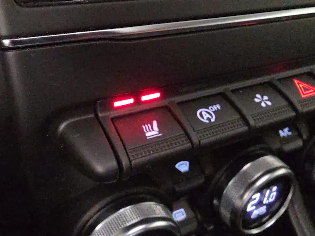 RENAULT Captur 1.3 TCe EDC Intens EDC