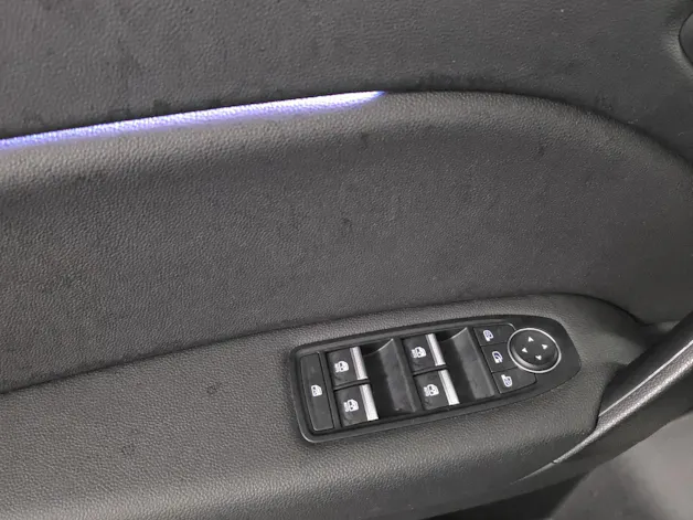 RENAULT Captur 1.3 TCe EDC Intens EDC