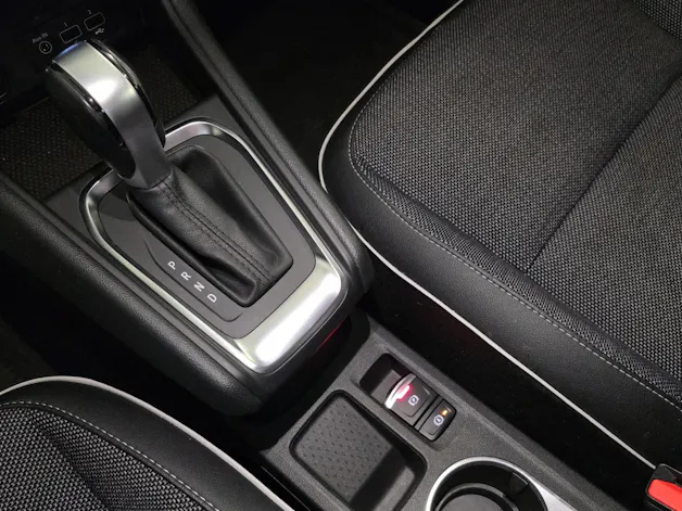 RENAULT Captur 1.3 TCe EDC Intens EDC