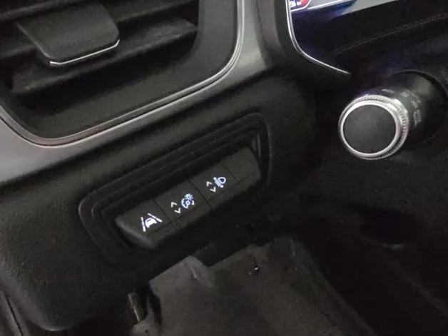 RENAULT Captur 1.3 TCe EDC Intens EDC