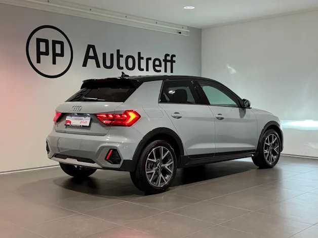 AUDI A1 allstreet 30 TFSI Attraction S-tronic