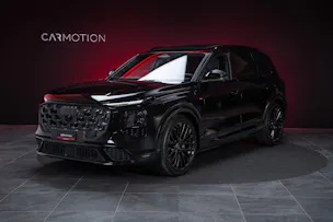 AUDI Q7 SUV TDI quattro 220 kW S Line / 7Sitzer / Panorama-Schiebedach / 360°Kamera