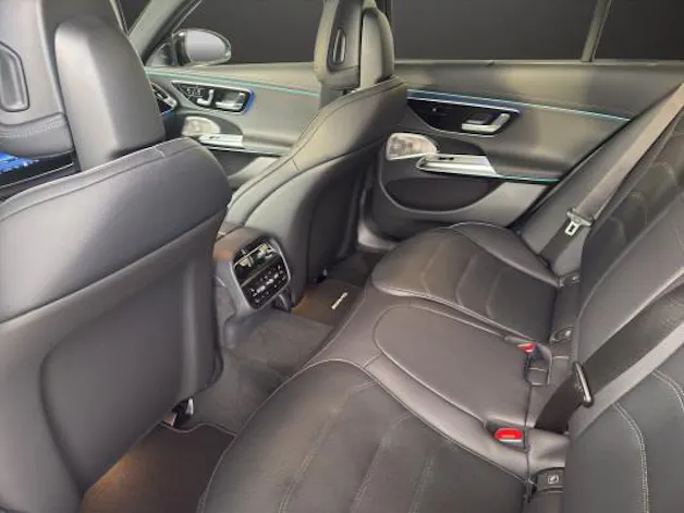 MERCEDES-BENZ E 220 d T 4M 9G-Tronic