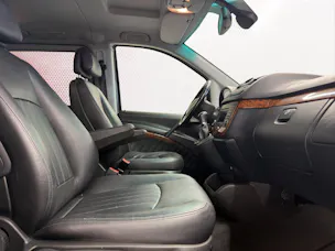 MERCEDES-BENZ Viano 2.2 CDI Blue Efficiency Ambiente EL 4Matic A