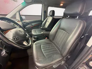 MERCEDES-BENZ Viano 2.2 CDI Blue Efficiency Ambiente EL 4Matic A