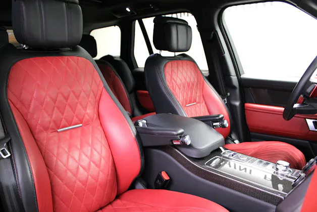 Land Rover Range Rover 5.0 V8 S/C SV Dynamic Black Automatic