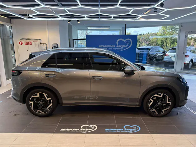 VW T-Roc 1.5 eTSi mHEV R-Line DSG-Automat