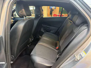 VW T-Roc 1.5 eTSi mHEV R-Line DSG-Automat