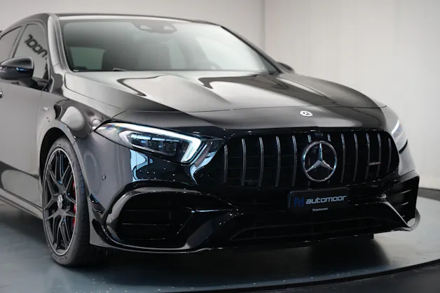 MERCEDES-BENZ A 45 S AMG 4Matic+ Speedshift *Akrapovic* *Aero-Paket* *CH-Fahrzeug*