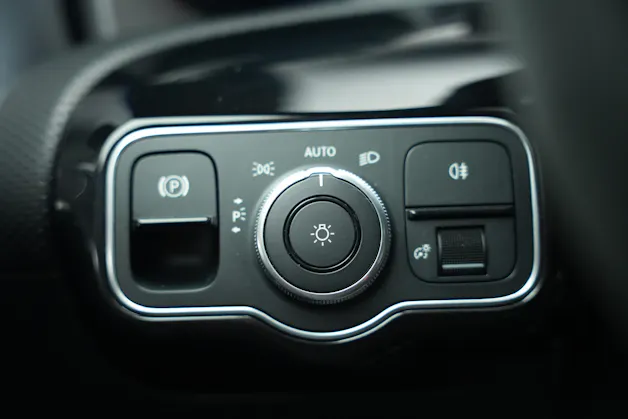 MERCEDES-BENZ A 45 S AMG 4Matic+ Speedshift *Akrapovic* *Aero-Paket* *CH-Fahrzeug*
