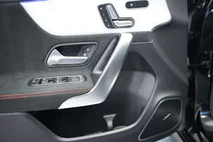 MERCEDES-BENZ A 45 S AMG 4Matic+ Speedshift *Akrapovic* *Aero-Paket* *CH-Fahrzeug*