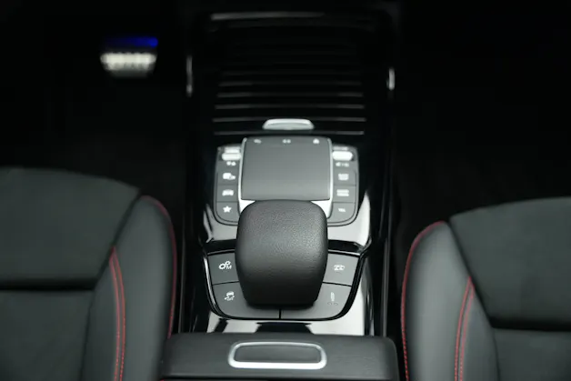 MERCEDES-BENZ A 45 S AMG 4Matic+ Speedshift *Akrapovic* *Aero-Paket* *CH-Fahrzeug*