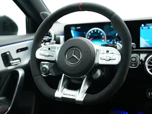 MERCEDES-BENZ A 45 S AMG 4Matic+ Speedshift *Akrapovic* *Aero-Paket* *CH-Fahrzeug*