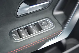 MERCEDES-BENZ A 45 S AMG 4Matic+ Speedshift *Akrapovic* *Aero-Paket* *CH-Fahrzeug*