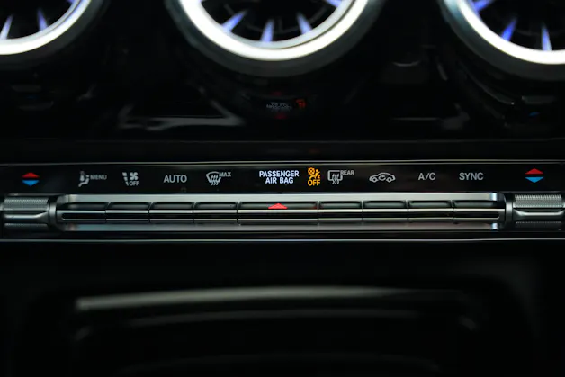 MERCEDES-BENZ A 45 S AMG 4Matic+ Speedshift *Akrapovic* *Aero-Paket* *CH-Fahrzeug*