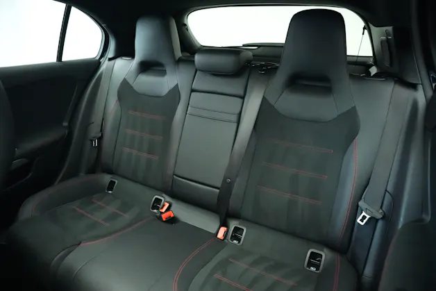 MERCEDES-BENZ A 45 S AMG 4Matic+ Speedshift *Akrapovic* *Aero-Paket* *CH-Fahrzeug*