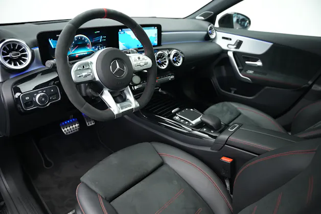 MERCEDES-BENZ A 45 S AMG 4Matic+ Speedshift *Akrapovic* *Aero-Paket* *CH-Fahrzeug*