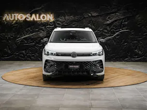 VW Tiguan 2.0 TDI SCR R-Line 4Motion DSG *Panorama*Massage*Lenkradheizung*360° Kamera*
