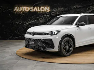 VW Tiguan 2.0 TDI SCR R-Line 4Motion DSG *Panorama*Massage*Lenkradheizung*360° Kamera*
