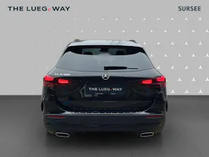 MERCEDES-BENZ GLA 180 7G-DCT