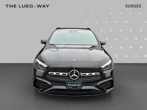 MERCEDES-BENZ GLA 180 7G-DCT