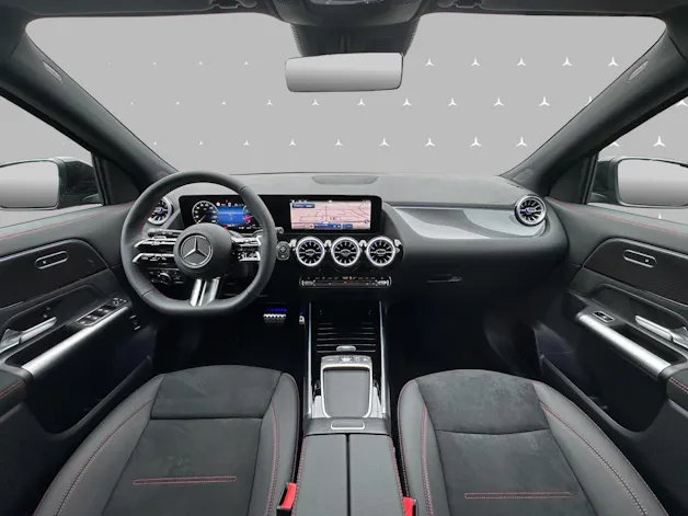 MERCEDES-BENZ GLA 180 7G-DCT