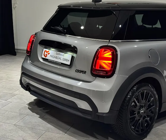 MINI Cooper Camden Edition Steptronic DKG I CH I